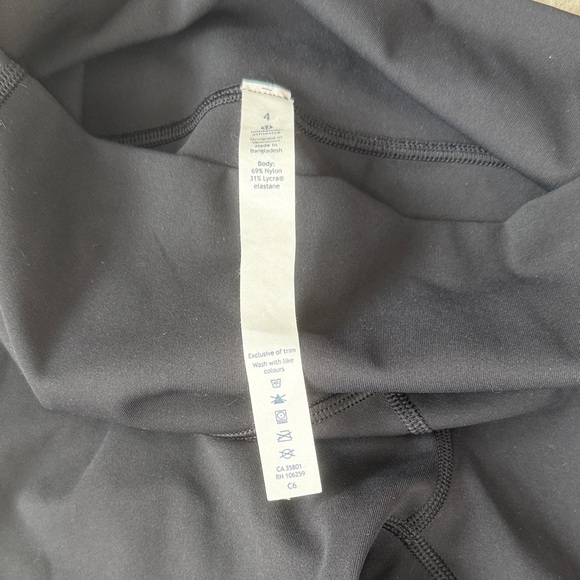 Lululemon 17” Black Wunder Under High-Rise Leggings - Picture 3 of 4